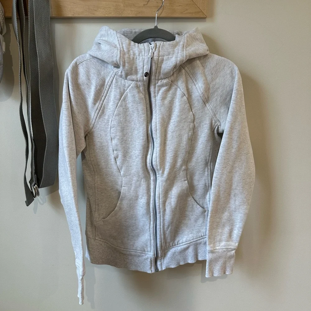 Lululemon Heather Gray Scuba Full Zip size 8 - Picture 1 of 3